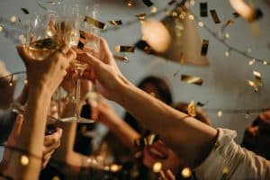 new years traditions, resolutions, new years day, new years eve, clink, celebrate