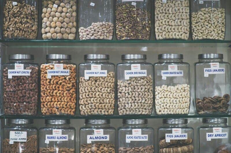 Storage containers